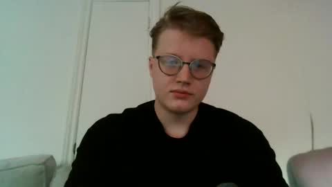 Snapshot of ljc_vmontminy3 chatting on December 20, 6:59 pm Vincethecock online show from December 20, 6:59 pm