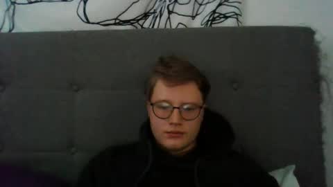 Snapshot of ljc_vmontminy3 chatting on January 12, 4:23 pm Vincethecock online show from January 12, 4:23 pm