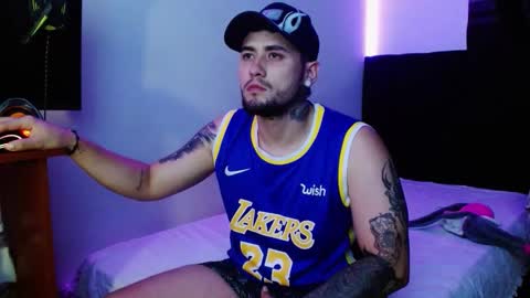 Snapshot of lliamm_2 chatting on January 19, 4:49 am lliamm 2 online show from January 19, 4:49 am