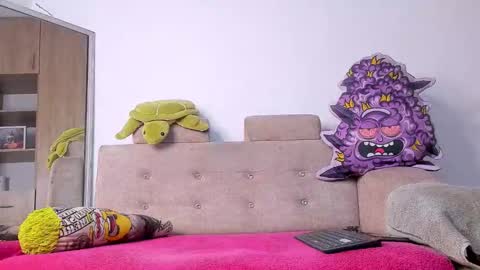 LOGAN DRAKE online show from November 19, 3:39 am