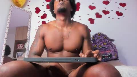 LOGAN DRAKE online show from April 16, 5:30 am