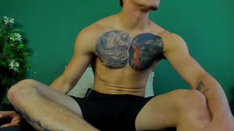 logan_griffin online show from October 7, 4:09 am