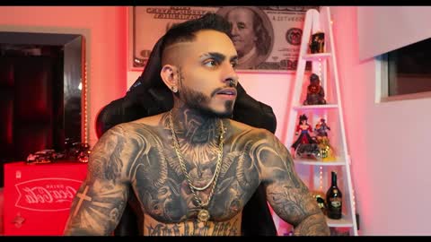 logan_hugh8 online show from December 27, 10:23 am