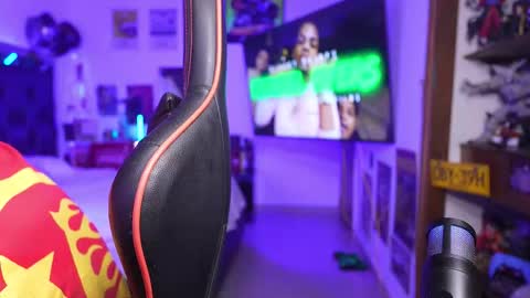 logan_hugh8 online show from March 11, 4:18 am