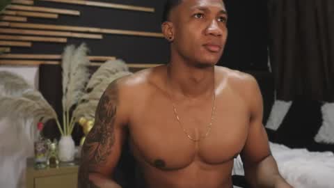 logan_varela online show from January 26, 11:17 am