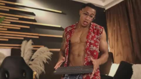 logan_varela online show from January 26, 2:19 pm