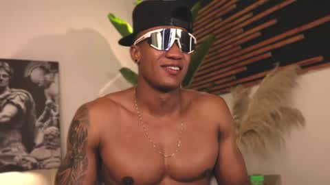 logan_varela online show from February 5, 1:15 am