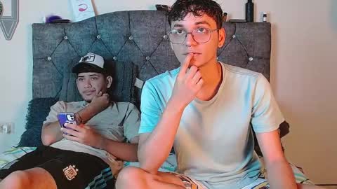 Snapshot of logan_willyams_ chatting on September 9, 9:36 pm logan_willyams_ online show from September 9, 9:36 pm