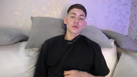 Loganfoster  online show from December 2, 8:26 pm