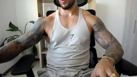 Snapshot of loganhod chatting on July 15, 9:09 pm Logan Wolfp online show from July 15, 9:09 pm