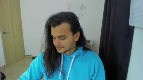 Logan online show from December 18, 8:42 am