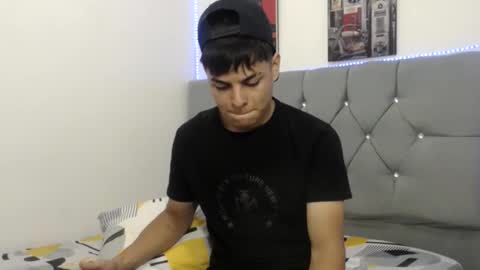 loganjhonson19 online show from February 9, 2:59 am