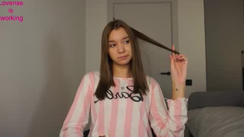 Elza online show from November 1, 7:49 pm