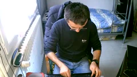 Snapshot of lokoum39 chatting on January 10, 2:23 pm lokoum39 online show from January 10, 2:23 pm