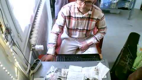 lokoum39 online show from March 1, 3:25 pm