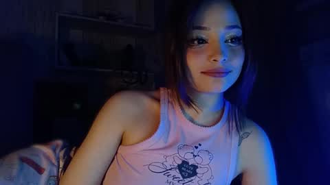 lola online show from April 12, 3:28 pm