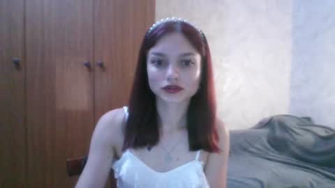 lola_sweetglow online show from July 13, 8:00 pm