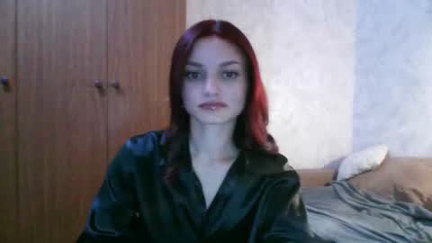lola_sweetglow online show from August 1, 8:08 pm
