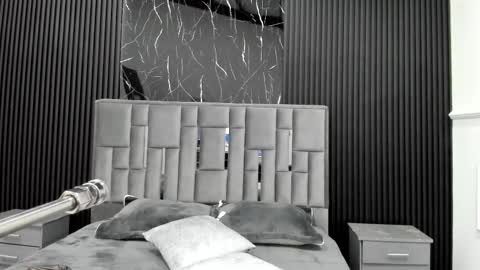 Snapshot of lolaangellx chatting on November 8, 7:45 pm Lola Angel online show from November 8, 7:45 pm