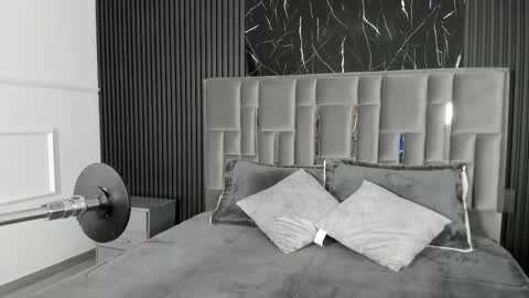 Snapshot of lolaangellx chatting on January 12, 8:03 pm Lola Angel online show from January 12, 8:03 pm