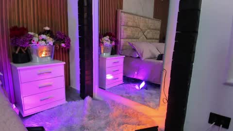 Lola Angel online show from April 13, 8:03 pm