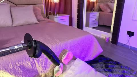 Lola Angel online show from May 23, 9:08 pm