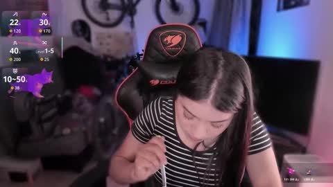 lolaasmith_21 online show from March 21, 10:02 pm