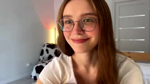 lolaatate online show from March 17, 12:52 pm