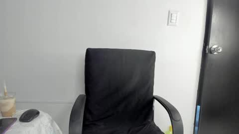 Snapshot of lolabunnysc chatting on May 26, 12:01 pm lolabunnysc online show from May 26, 12:01 pm