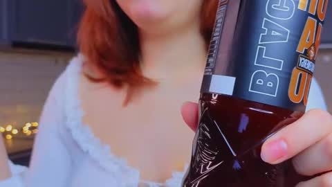 Snapshot of lolacrazy_ chatting on February 26, 3:55 pm Lola online show from February 26, 3:55 pm