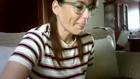 LOLA HUESO y ERIC online show from February 20, 8:28 am