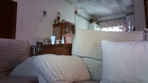 LOLA HUESO y ERIC online show from January 9, 9:01 am