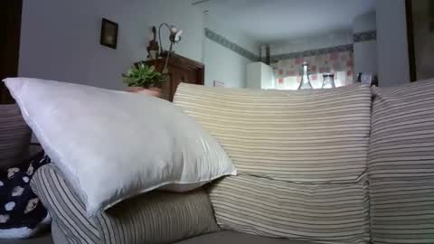 Snapshot of lolahueso chatting on February 16, 9:16 am LOLA HUESO y ERIC online show from February 16, 9:16 am