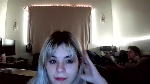 Lola Lixx online show from January 9, 7:33 am