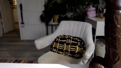 Lola Lustful online show from January 31, 9:37 pm