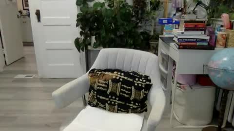 Lola Lustful online show from January 18, 9:51 pm