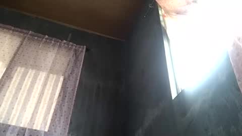 Snapshot of lolamommie chatting on January 13, 7:43 am tey online show from January 13, 7:43 am