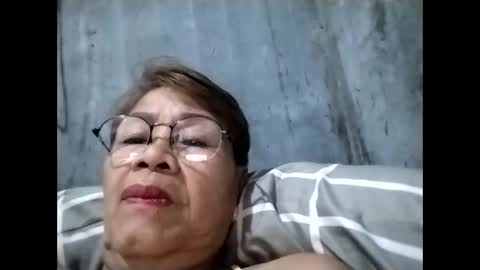 tey online show from November 26, 10:33 pm