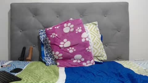 Lola online show from January 14, 7:11 pm