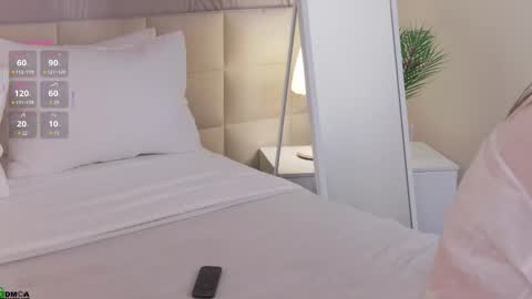 Lola online show from September 27, 1:43 am