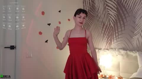 Lola online show from November 1, 1:40 am