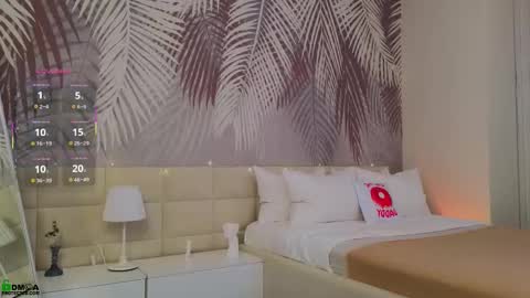 Lola online show from February 18, 2:07 am