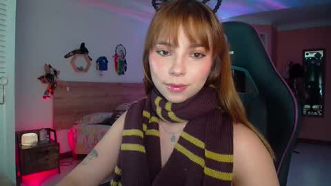 Lola doll online show from October 7, 9:45 pm