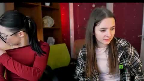 lole ti online show from January 18, 7:17 pm