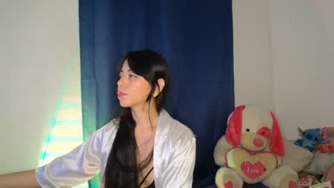      Rya DKhrt       online show from March 15, 5:13 am