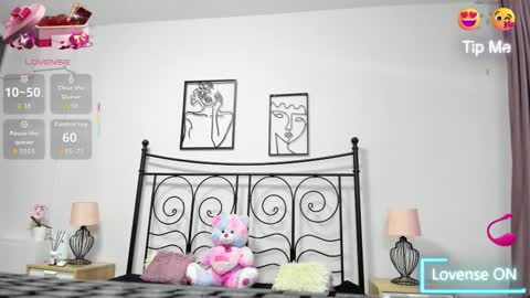 Lolla online show from December 17, 6:08 am