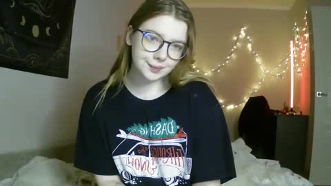 Lilly online show from January 29, 4:26 am