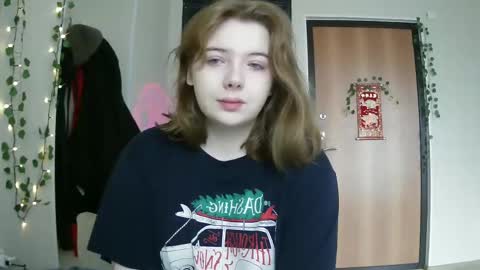 Lilly online show from February 21, 7:12 am