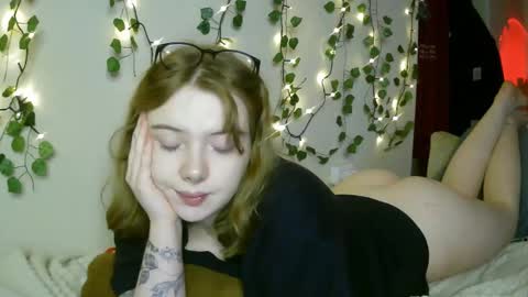 Lilly online show from March 8, 7:09 pm