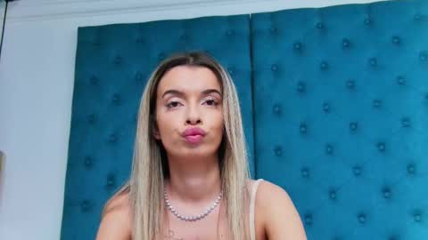 Lolly. online show from November 30, 7:18 pm